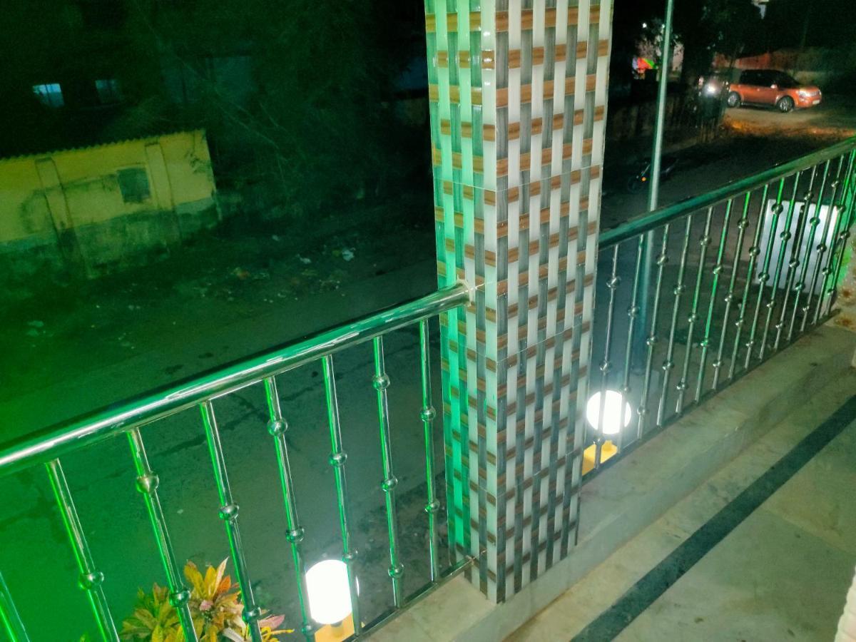 Milan Guest House ดีกา ภายนอก รูปภาพ